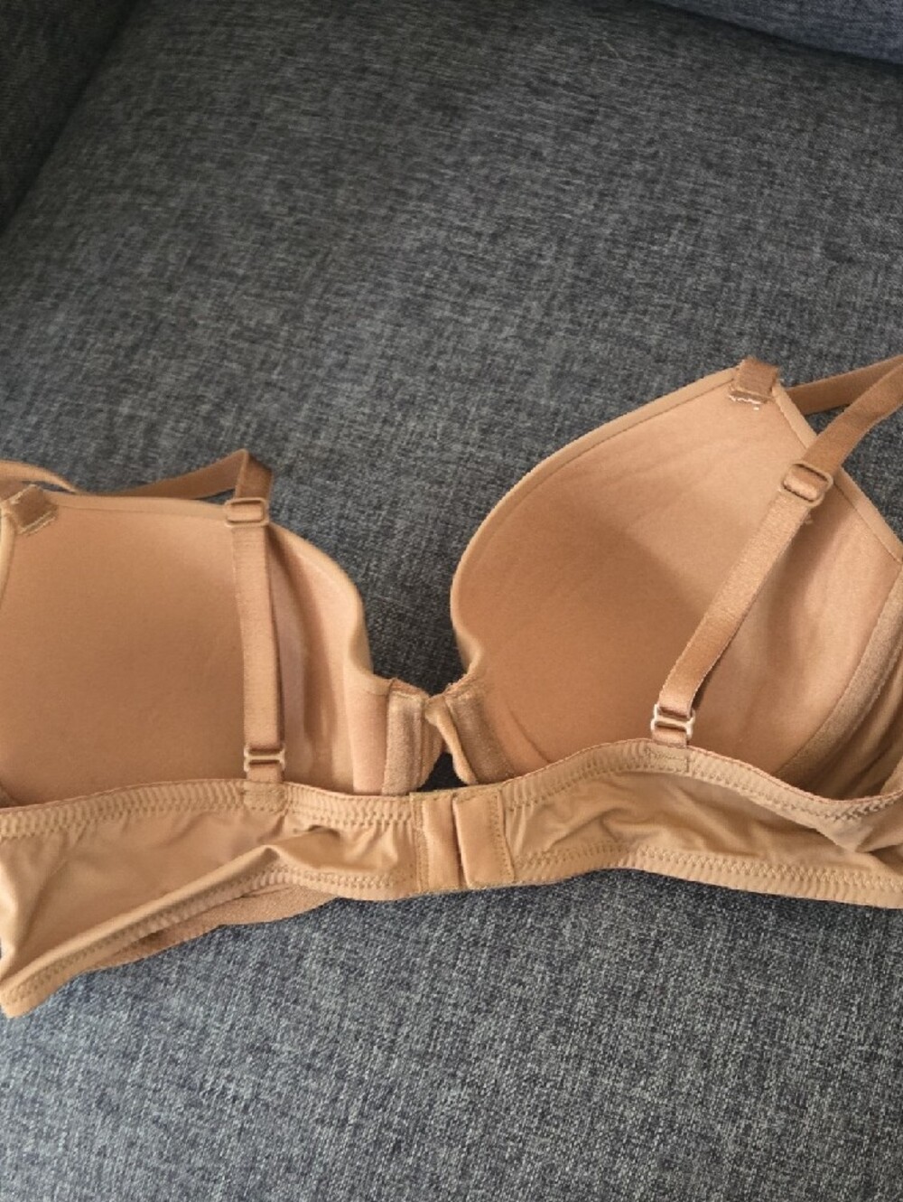 Auden Smooth Contour Bra in Tan - Picture 3 of 3